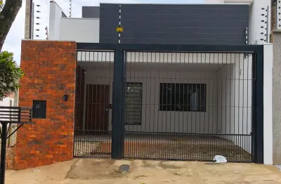 Casa com 3 quartos à venda no Jardim Imperial, Maringá 