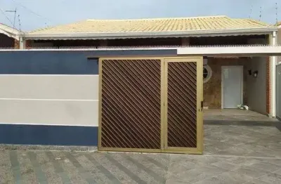 Bela casa térrea localizada em uma área nobre no bairro oásis em peruíbe