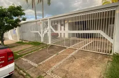 Casa com 3 quartos à venda no Parque das Esmeraldas, Marília 
