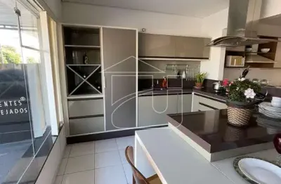 Comercial em somenzari  -  marília. aceita permuta de até 350 mil.