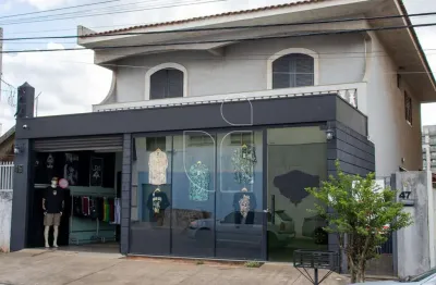 Casa com 5 quartos à venda no Banzato, Marília 