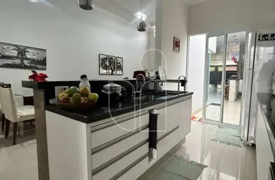 Casa com 2 quartos à venda no Jardim Universitário, Marília 