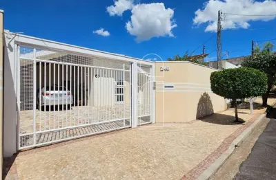 Casa com 3 quartos à venda no Jardim América, Marília 