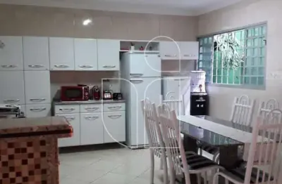 Casa com 3 quartos à venda no Palmital, Marília 