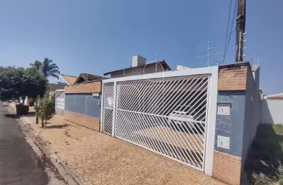 Casa com 3 quartos à venda no Jardim São Domingos, Marília 
