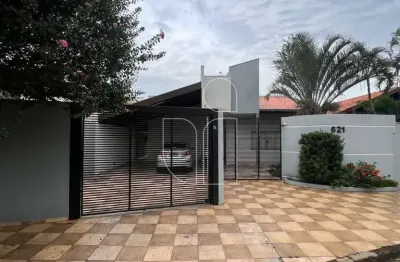 Casa com 4 quartos à venda no Jardim Acapulco, Marília 