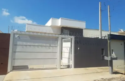 Casa com 2 quartos à venda no Jardim Verona, Marília 