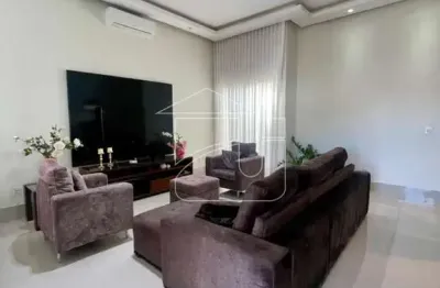 Apartamento com 4 quartos à venda no Jardim Alvorada, Marília 