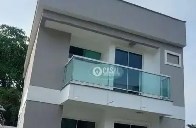 Casa com 04 quartos à venda em condomínio itaipu - niterói/rj!