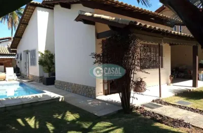 Casa linear com 03 quartos, piscina e churrasqueira no melhor ponto do maravista!