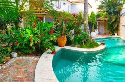 Casa com 03 quartos à venda, 206 m² - itaipu - niterói/rj
