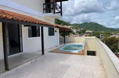 Casa com 03 quartos à venda em piratininga - niterói/rj