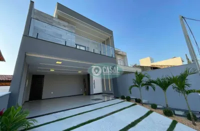 Casa com 04 quartos à venda em camboinhas com piscina e churrasqueira.