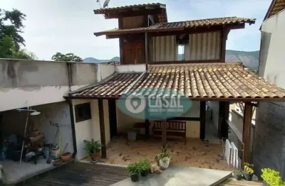 Casa com 4 quartos à venda na Rua Maria Celeste Tostes Barros, 22, Itaipu, Niterói