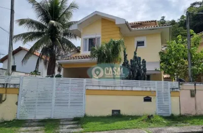 Casa com 03 quartos à venda em piratininga com piscina e churrasqueira!