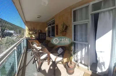 Apartamento com 03 quartos, sendo 02 suítes, próximo à entrada de itacoatiara.