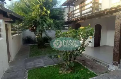 Casa com 05 quartos em piratininga, localização privilegiada.