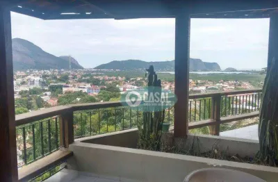 Casa com 04 quartos à venda em itaipu - niterói - rj.