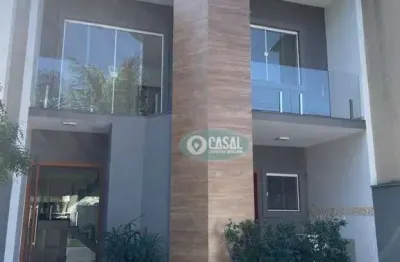 Casa em piratininga com 04 quartos com quintal e churrasqueira!