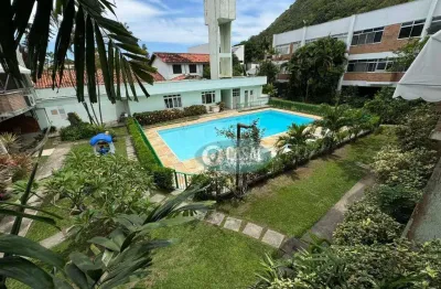 Casa em itacoatiara dentro de condomínio com 04 quartos e varandão gourmet com churrasqueira em itacoatiara!