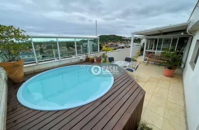Cobertura com 03 quartos com piscina e churrasqueira em itaipu - niterói/rj!