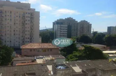 Apartamento com 03 quartos com varanda e vaga de garagem no centro - niterói/rj.