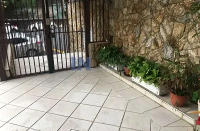 Excelente apartamento 85m de 2 quartos, 2 banheiros, sacada, no centro de jundiaí - sp: ² 2 salas e 2 vagas! venha conferir!