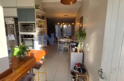 Casa de condomínio à venda em jundiaí-sp, jardim carolina: 3 quartos, 1 suíte, 2 salas, 3 banheiros, 2 vagas, 111 m²!