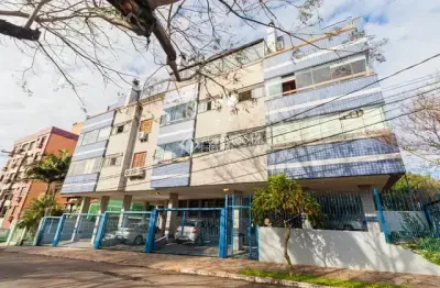 Cobertura 2 quartos, 1 suíte, uma quadra da assis brasil