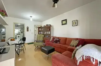 Apartamento com 2 quartos à venda na Rua Duque de Caxias, 581, Centro Histórico, Porto Alegre