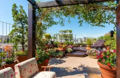 Linda cobertura com 2 quartos, 2 banheiros no bairro santa cecilia