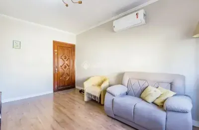Apartamento à venda no sarandi, semi mobiliado, reformado!!