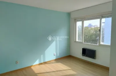 Apartamento com 2 quartos à venda na Rua Umbú, 85, Passo da Areia, Porto Alegre