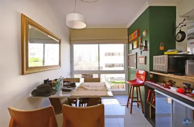 Apartamento com 2 quartos à venda na Rua Líbero Badaró, 107, Passo da Areia, Porto Alegre