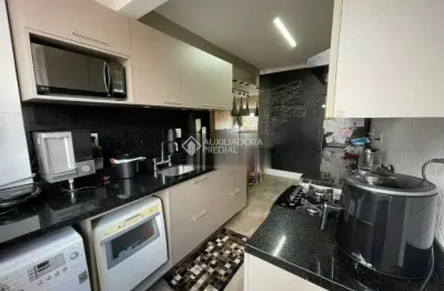 Apartamento reformado com 2 dormitórios e vaga escriturada no bairro floresta – 76 m²