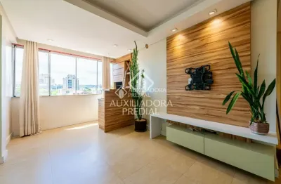 Apartamento mobiliado e decorado na cidade baixa – 2 dormitórios, suíte e 2 vagas!
