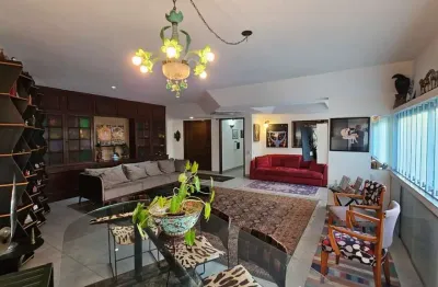 Apartamento com 172m², 4 quartos, duas suítes. rua paissandu, esquina com a paia do flamengo, em ár