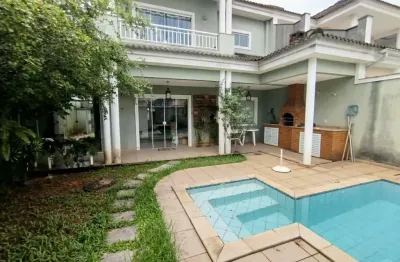 Bela casa, em Excelente Condomínio em Vargem Pequena, com segurança 24h