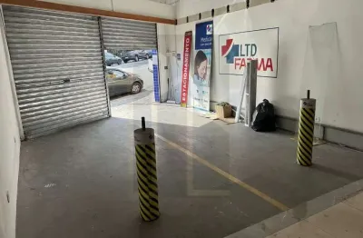 Salão comercial para locação em poá, centro, 2 banheiros, 2 vagas