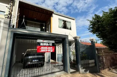 Casa com 2 quartos para alugar na Rua São Vicente, 43, Zona 02, Maringá