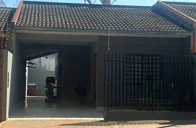 Oportunidade imperdível: casa com excelente potencial de moradia ou investimento!