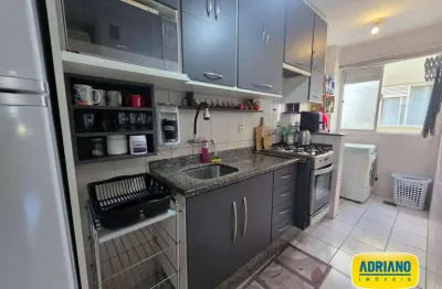 Apartamento com 2 dormitórios à venda, 47 m² por R$ 230.000,00 - Serraria - São José/SC