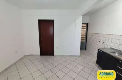 Apartamento com 1 dormitório para alugar, 35 m² por r$ 1.521,33/mês - capoeiras - florianópolis/sc