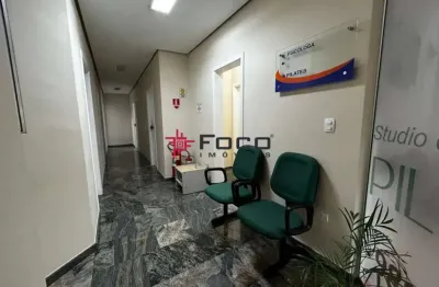 Aluguel de sala comercial / 20m² / bosque dos eucaliptos