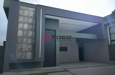 Casa Condominio Terras do Vale / 03 Dormitórios /  03 suíte / 180m²AC / 300m²TE - Caçapava -SP.