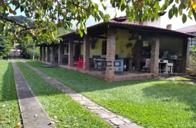 Chácara na beira do rio paraíba / freguesia da escada / 02 dormitórios / 100 m² de construção / 3.000 m² de terreno / guararema