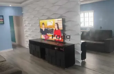 Casa sobrado/ jardim das indústrias/ 125m²/03 dormitórios sendo 01 suíte/ são josé dos campos