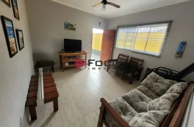 Casa de 3 quartos com 1 suíte / enseada / 164 m² de construção / 250 m² de terreno / são sebastião.
