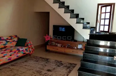 Sobrado / bosque dos ipês / 03 dormitórios / 204m² / são josé dos campos