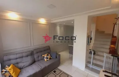 Casa de condomínio com 02 dormitórios/ jardim limoeiro/ são josé dos campos